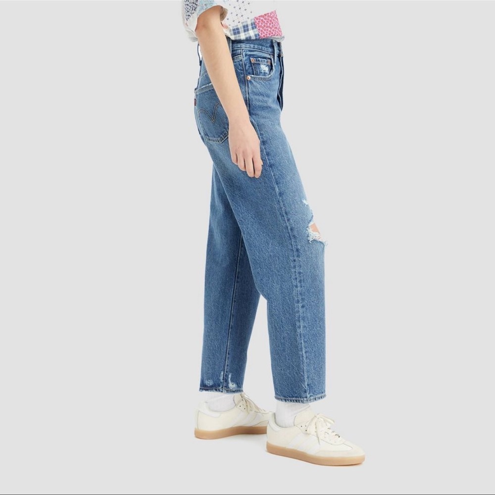 Levi’s - Picture 3 of 3